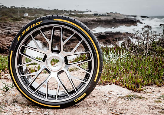 Pirelli представила обновленные шины PZero